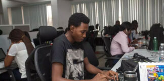 Nigerian Startups Raise $160m Nigeria tech image office workers