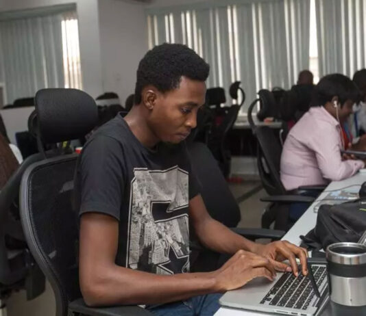 Nigerian Startups Raise $160m Nigeria tech image office workers